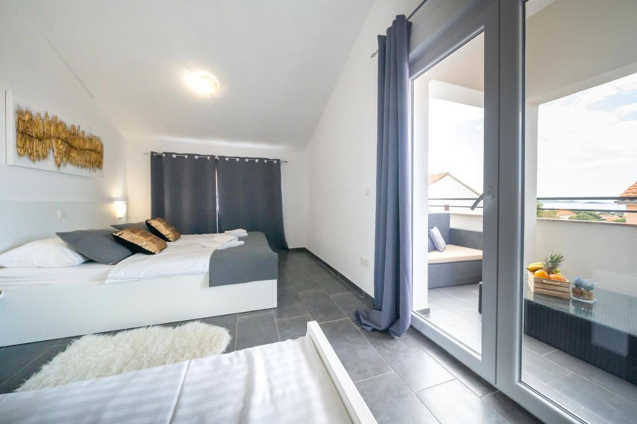 Holiday Apartments Amarilis Pakoštane エクステリア 写真