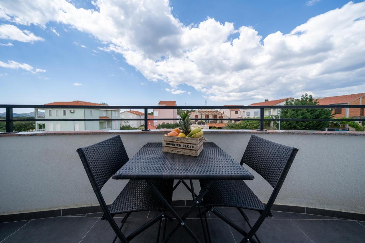 Holiday Apartments Amarilis Pakoštane エクステリア 写真