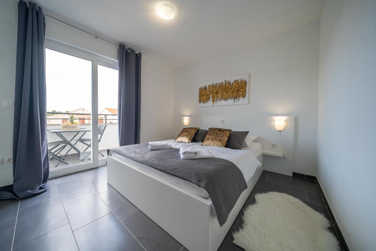 Holiday Apartments Amarilis Pakoštane エクステリア 写真