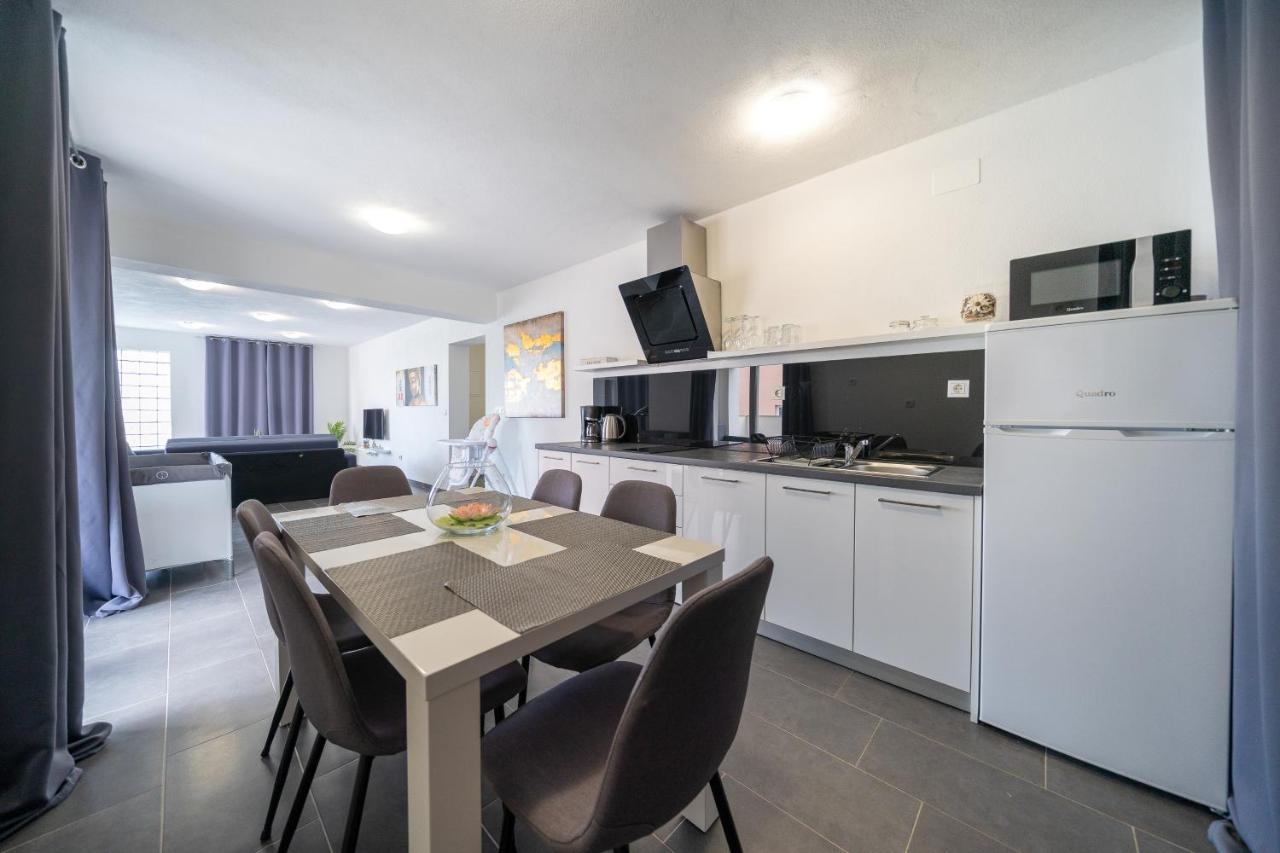 Holiday Apartments Amarilis Pakoštane エクステリア 写真
